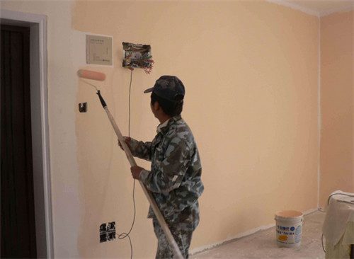 乳胶漆需要兑水吗 乳胶漆的选购技巧 - 选购指南