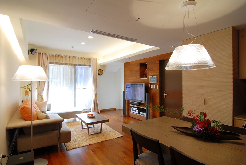 明亮洁净现代风格实木三居客厅电视背景墙效效果图