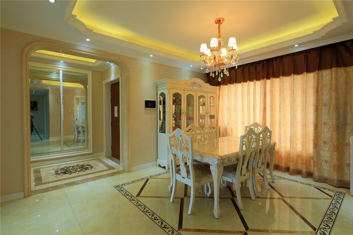 简欧餐厅窗帘展示效果图