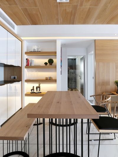 简约宜家风格餐厅原木隔断效果图 简约宜家风格餐厅原木隔断效果图