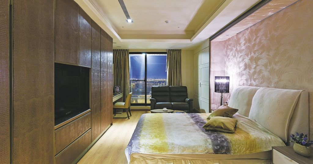 舒适软包电视背景墙欧式卧室效果图