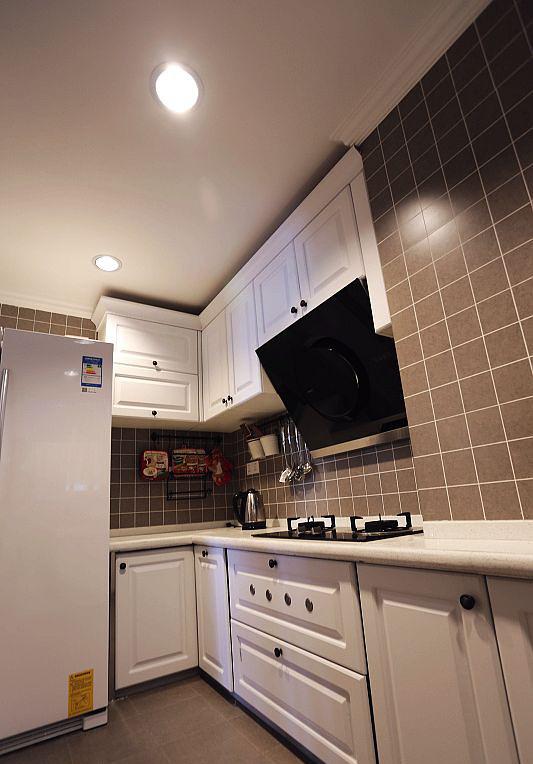 美式风格厨房白色橱柜效果图 美式风格厨房白色橱柜效果图