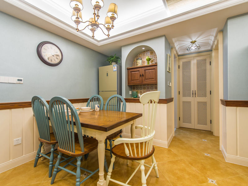 高雅美式乡村餐厅装饰设计效果图 高雅美式乡村餐厅装饰设计效果图