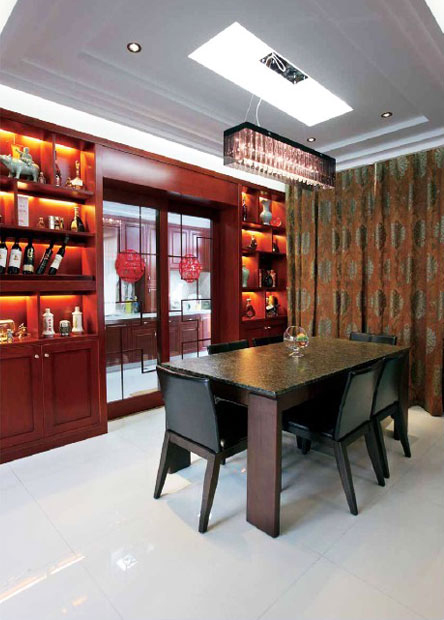 时尚复古混搭餐厅隔断门与博古架设计效果图 时尚复古混搭餐厅隔断门与博古架设计效果图