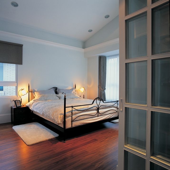 简约北欧铁艺床主卧装修效果图 简约北欧铁艺床主卧装修效果图