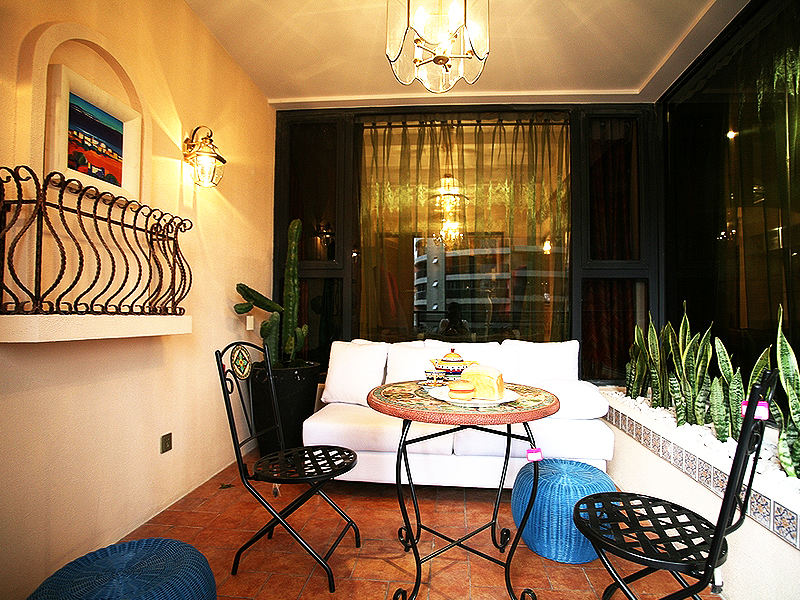 色彩丰富地中海异域风悠闲阳台设计装潢效果图 色彩丰富地中海异域风悠闲阳台设计装潢效果图