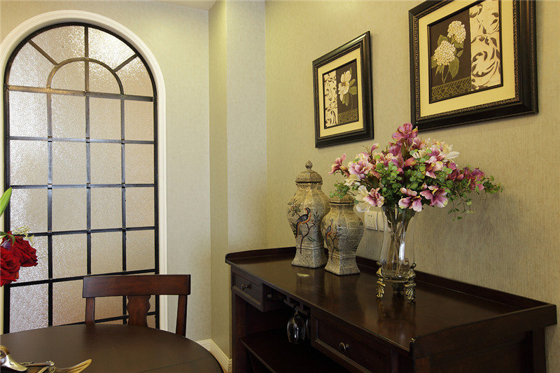 田园风格家装室内磨砂玻璃门装饰欣赏图