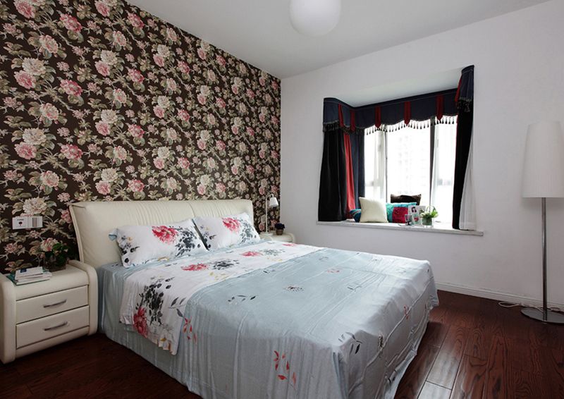 卧室混搭碎花背景墙设计效果图