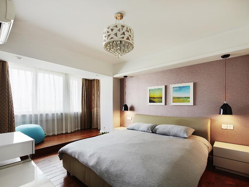 温馨现代简约卧室地台设计 - 效果图