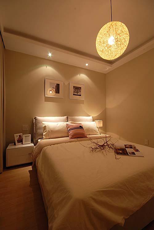 优雅时尚现代卧室吊灯装饰 - 效果图