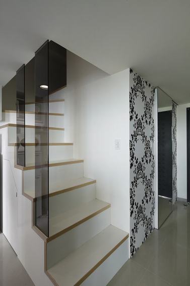 现代简约复式楼梯设计 - 效果图