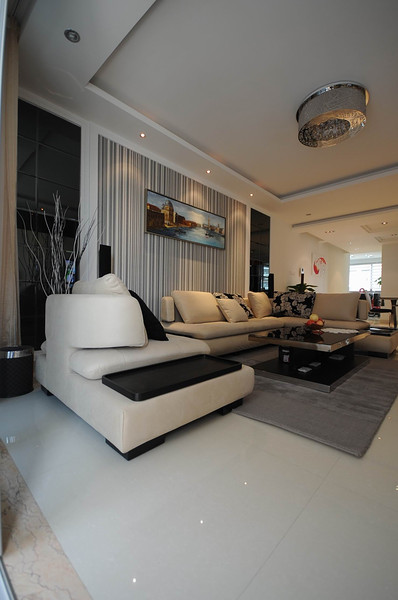 现代豪华大客厅沙发背景墙效果图 现代豪华大客厅沙发背景墙效果图