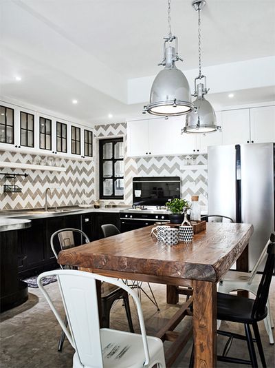 简约北欧波普风餐厨房一体原木餐桌设计