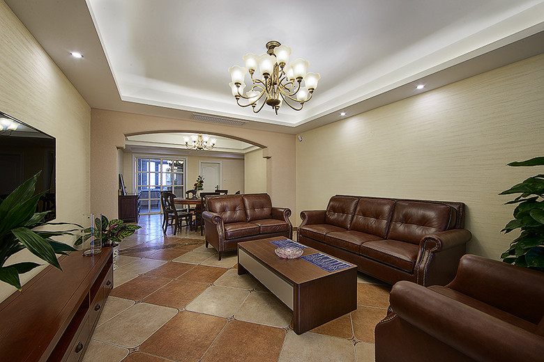 126平贵气美式三居客厅餐厅一体设计效果图