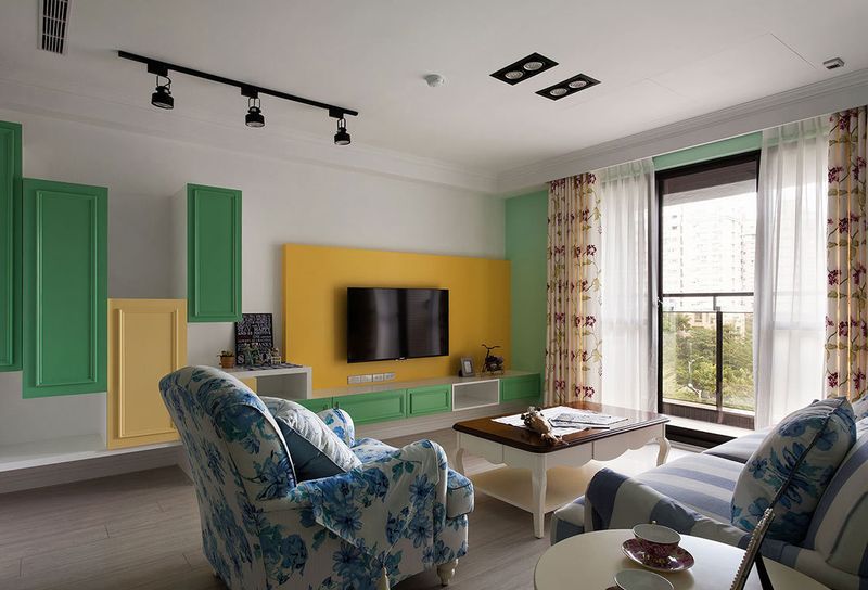 清新美式田园风客厅电视背景墙效果图