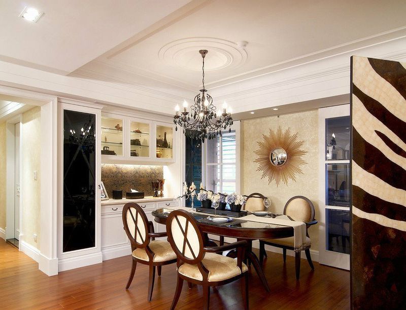 时尚简欧风格餐厅吊顶装饰效果图