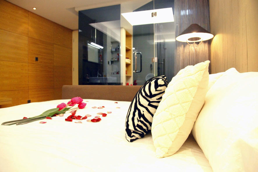 浪漫简约卧室局部图 - 效果图