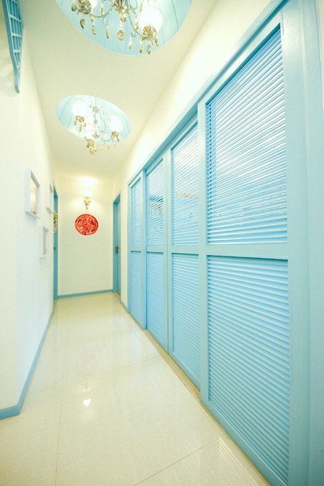 蓝色地中海风格过道玄关装修效果图