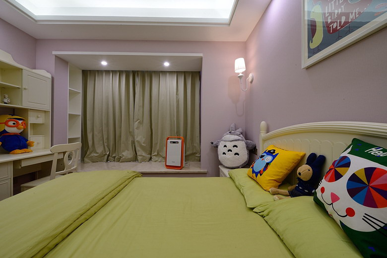 清新可爱混搭美式儿童房飘窗台面柜效果图 清新可爱混搭美式儿童房飘窗台面柜效果图