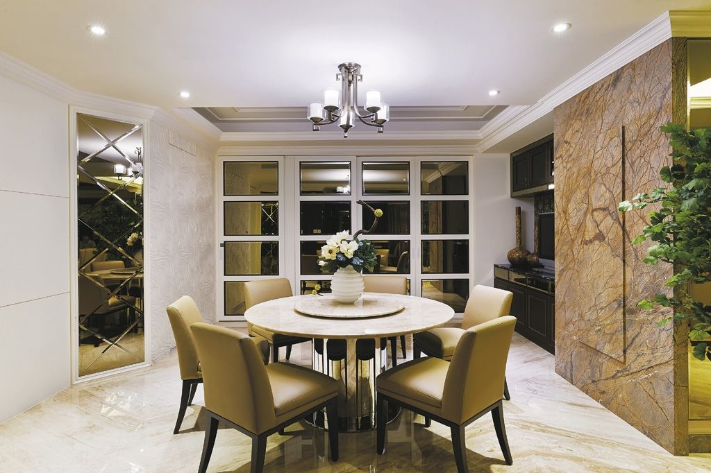 新古典镜面落地窗餐厅效果图
