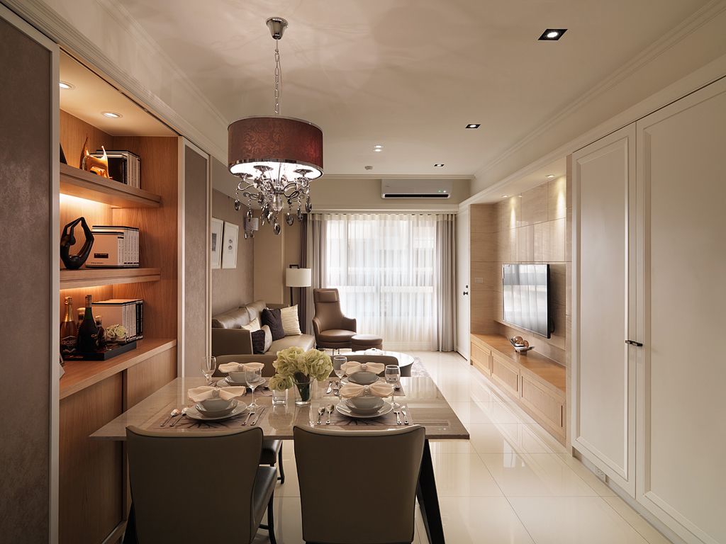 时尚现代家居餐厅吊灯装饰图 时尚现代家居餐厅吊灯装饰图