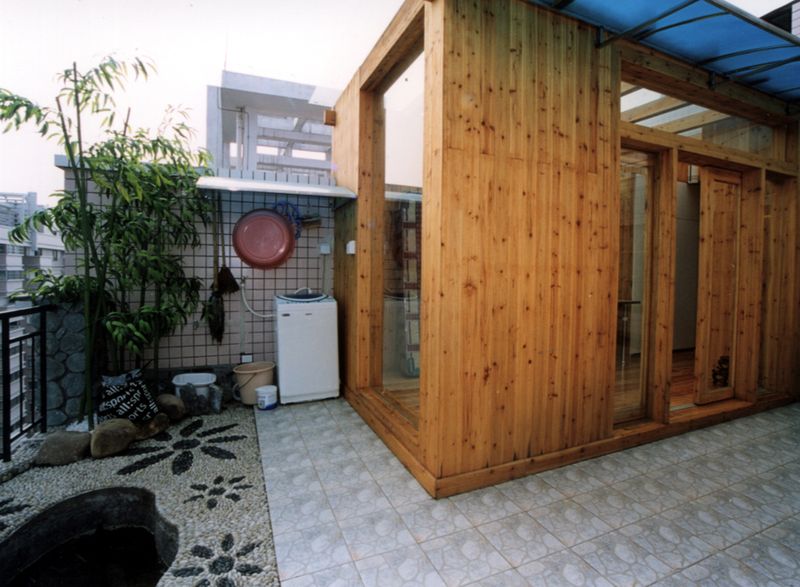 动感娱乐现代顶楼阳光木质房设计装潢效果图