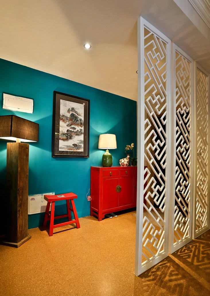 大胆撞色与新古典混搭玄关效果图