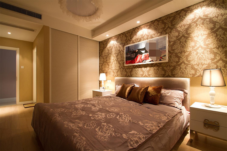 奢华欧式卧室背景墙墙纸效果图 奢华欧式卧室背景墙墙纸效果图