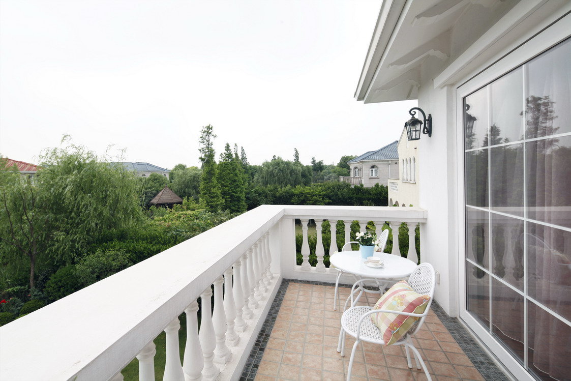 休闲美式风格阳台效果图