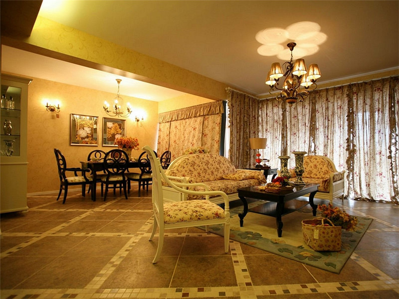 浪漫小碎花 田园风格客厅装修效果图