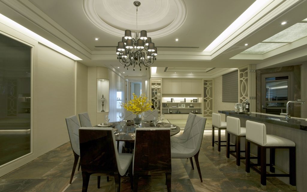 古典二居室餐厅吊顶装修效果图 古典二居室餐厅吊顶装修效果图