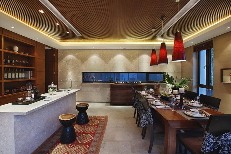 简约中式复古风餐厅木质酒柜效果图