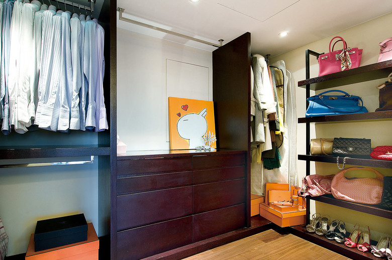 中式简韵衣帽间装饰效果图 中式简韵衣帽间装饰效果图