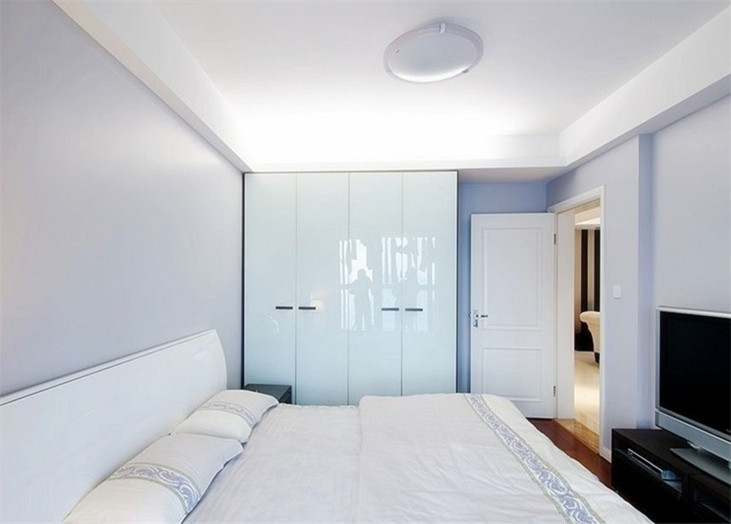 简约雅致白卧室衣柜效果图 简约雅致白卧室衣柜效果图