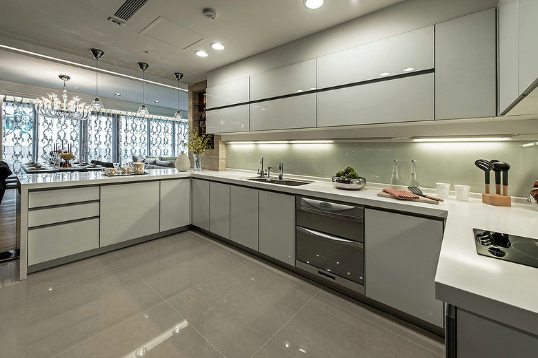 现代时尚大气高端厨房效果图