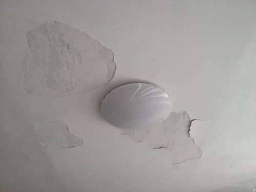 墙面为什么会起皮 墙面掉皮怎么处理 - 翻新攻略