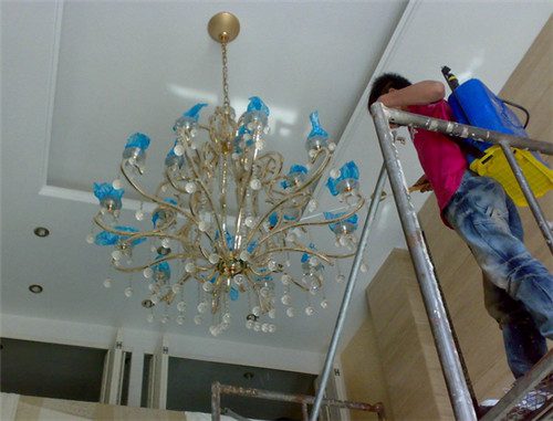 灯具清洗方法大全 灯具清洁方法与材质有关 - 选购指南