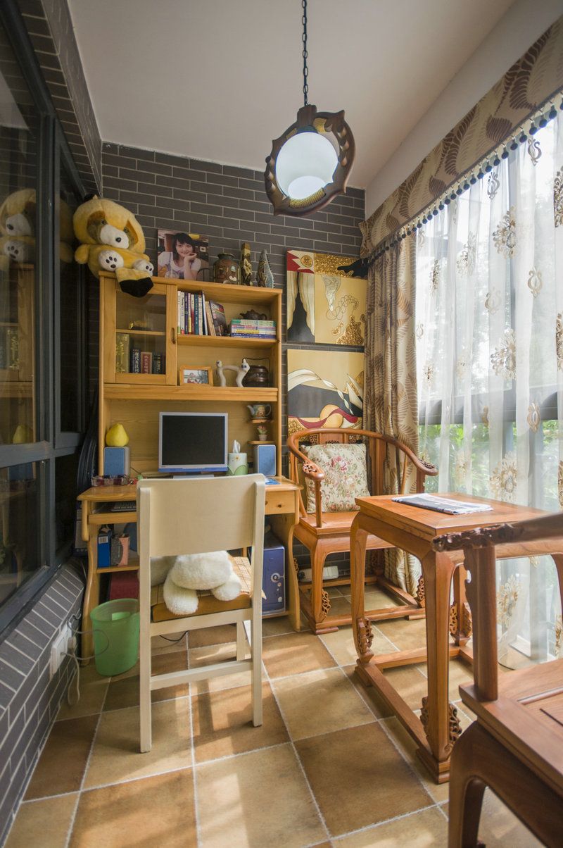 简易封闭式现代风格室内家居书房布局图 - 效果图