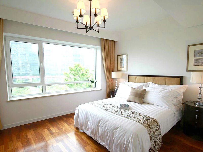 简约温馨新中式卧室飘窗效果图