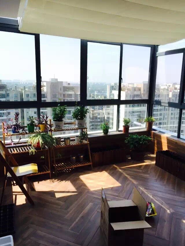 时尚现代家居阳台装修图 - 效果图