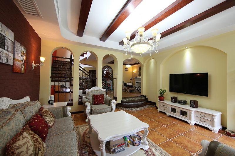 独特地中海风格室内客厅吊顶设计装饰效果图片