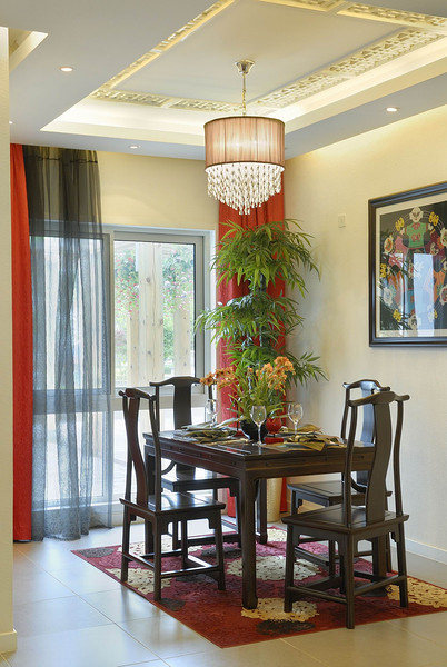 庄重华贵新中式三居室餐厅设计效果图