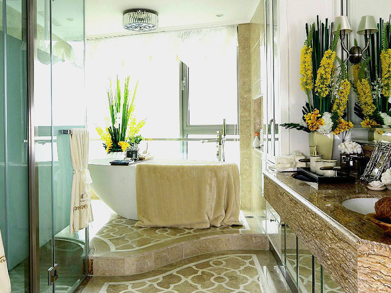 时尚简欧卫生间浴缸装修效果图