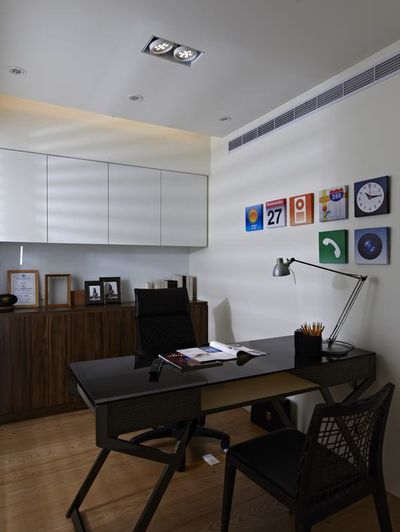 恬淡雅趣现代三居书房装修效果图