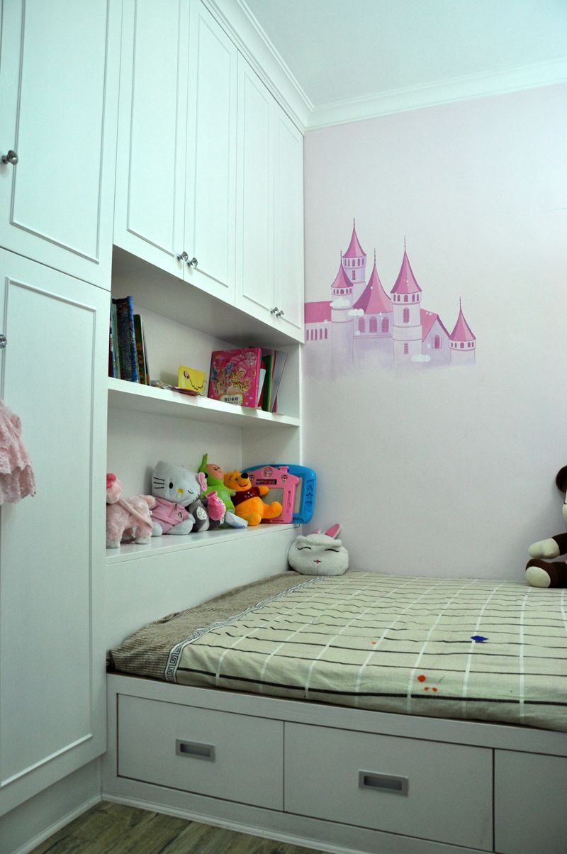 多功能田园风家居榻榻米设计效果图