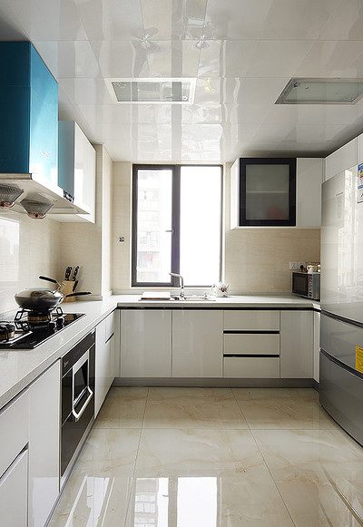 简洁大方简约风格厨房集成吊顶效果图