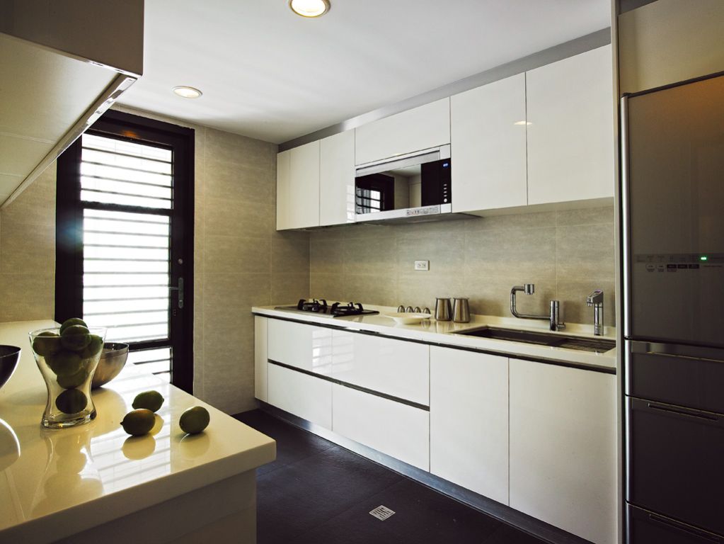 现代风格厨房橱柜设计 - 效果图