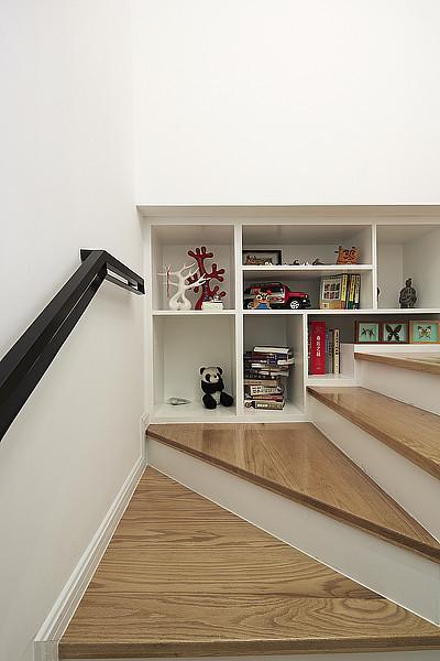 时尚简约复式楼梯间的收纳设计 - 效果图