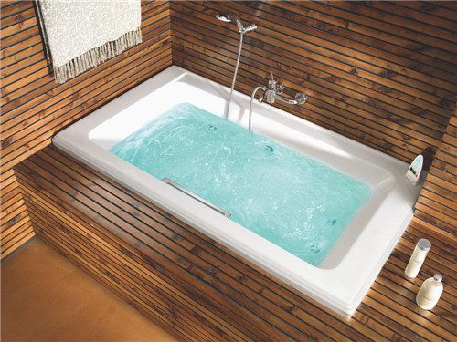 洗澡的浴缸如何挑选 挑选浴缸你用对方法了吗 - 选购指南