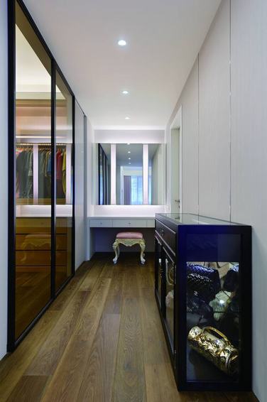 简约家居过道柜子摆放 - 效果图